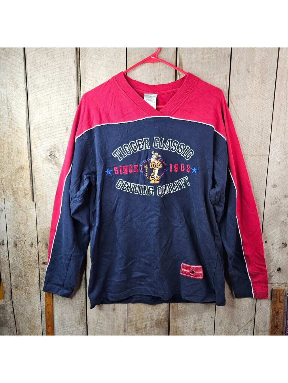Disney Store Boys Tigger Classic Long Sleeve T-Shirt Size S Red Blue Embroidered